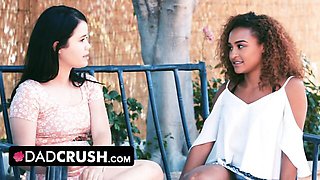 Pulchritudinous Tommy Gunn and Yhivi - 18 years old sex - Dad Crush
