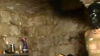 Dominating whipping in guillotine