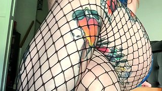 Redhead amateur slut jerking dick 2