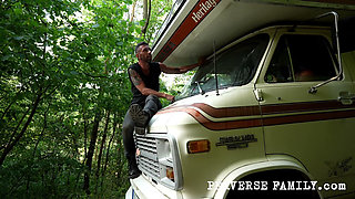 Perverse Family 44.1 Season 4 Buying the Caravan From Redneck John