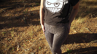 Girl Teases Her Big Cameltoe In Leopard Leggings Outdoors