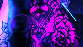 Neon Raver Lays a Clutch of Eggs in Uv Then Pushes Them All Out and Pisses: Ovipositor and Egg Play Seduction