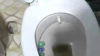 The Kurdish couple masturbates at the same time.