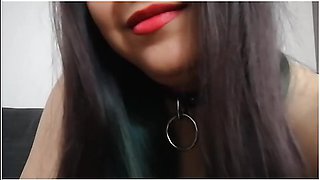 Smoking fetishist indulges in solo pleasure