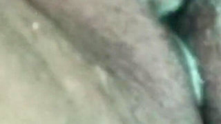 Sexy Filipina MILF Loves Making a Creamy Mess