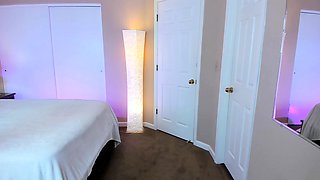 Webcam busty blonde stripped covered by oil anal masturbate