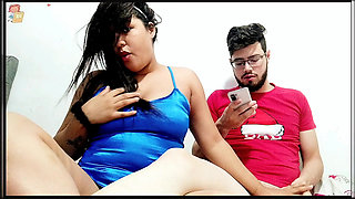 18 year old brunette big saggy tits from New York United States fucking her stepbrother's big dick bottle