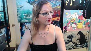 Amateur Webcam Chick Masturbates On Webcam More at