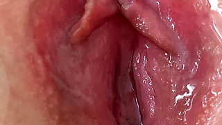 Extreme Close up Wet Pussy and Clit Orgasm