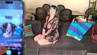 : Photos Turns To Sex With Mom’s Friend The MILF Next Door