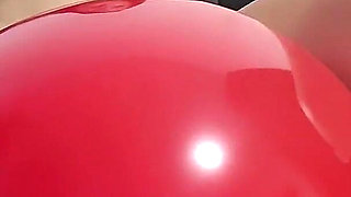 Humping a Mega Balloon Non Pop, Blowing