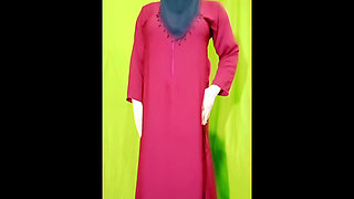 Very beautiful woman wearing Indian saree masturbating and talking dirty