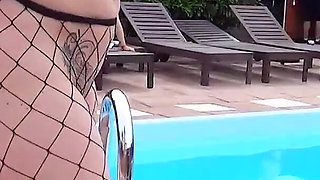 Outdoor gangbang with the MILF MissLoly and the teen Zecke Laura
