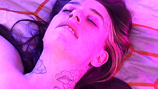 Lysred Tries Not to Cum with Nipple Clamps - 4K