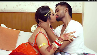 Indian Beautiful Girl with Bog Boobs Couples Hardcore Sex Fuck Pussy Licking Kissing Video