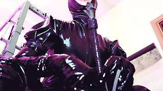 Bdsm dominatrix Eva femdom fetish latex facefuck pussylingus slave