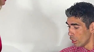 A Virgin Guy Finally Fulfills His Deepest Fantasy by Fucking Me While Wearing Virtual Reality Glasses
