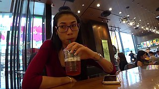 Sexy Thai MILF amateur fuck on video