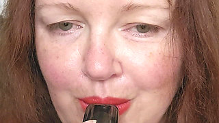 Foggy Lady in Red, vaping