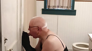 Sissy practice sucking