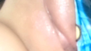 Colombian influencer masturbates and shows off her big pussy