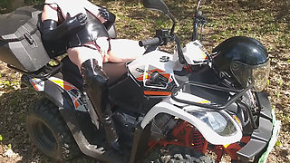 Horny German Granny Gets Hot While Walking and Seeks Adventure