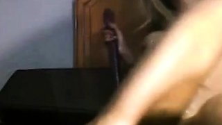 Ebony Squirter Maxxine Uses Dildo on Webcam