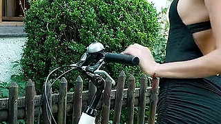 Bonus Beautiful Girl Kubera Fortuna with Perfect Body