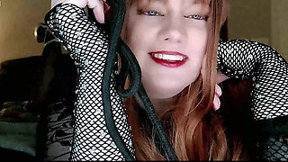 Tickled Pink in Bed (wmv)