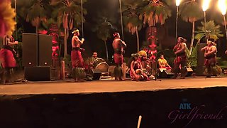 Niki Snow's Unforgettable First Day in Hawaii
