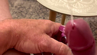 No hands cum shot