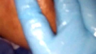 Playing with a bbw's pussy
