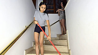 Lesbian Pee Swallow Top Girls and Sealed Mouth Pissing Super Skinny Girl