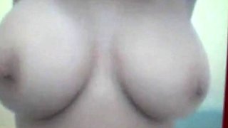 Big-Breasted Chinese Amateur Shows Off on Webcam