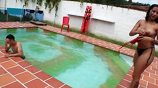 Surprise Fuck in the Pool with the Neighbor When She Thought She Was Alone!