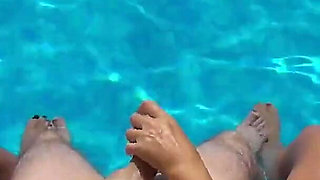 Katt Give a 5 Star Pool Service