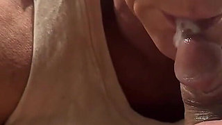 Post Gym Blowjob:kandy Sucks Her Landscaper in Her Muscle Tank