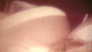 Lisa Deleeuw In Stunning Vintage Solo Sex For A Hot Babe With Huge Boobs Fingering Her Hairy Pussy