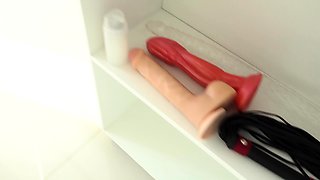 Big Dildo In My ass Makes Me Scream...