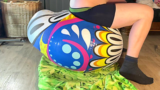100kgs Bigbootylucy and 90kgs Dragon, Crushed 14 Different and Big Beach Balls Together! Two Cameras with Slow Motion!
