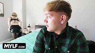 Dee Williams & Joshua Lewis Filled Up And Left Leaking