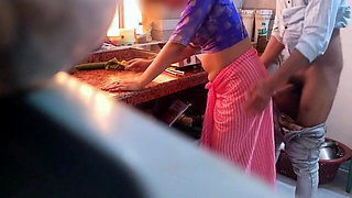 Kamwali Bhabi Was Left by Her Company's Manager