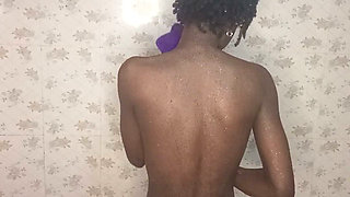 Bath Time with Dwuxxx