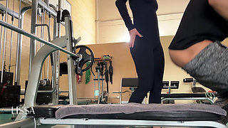 Cumshot in the Face in the Gym