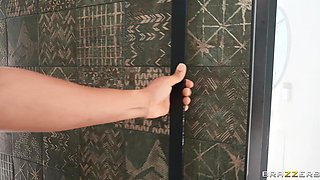 Cheating With Submissive Waifu Part 2: BBC Ricky Johnson Drills PAWG Violet Myers