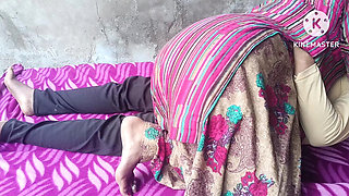 Desi Indian Bhabhi Veermati Fucked Hard in Same Bed - Full Hindi Audio Anal & Missionary Sex