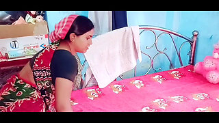 Indian desi stepsis pussy fuking in Hindi audio