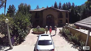 Interracial dirt with hypnotic Catie Parker from Its Just Sex