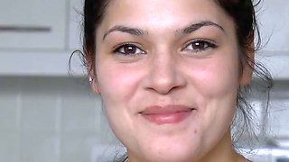 Suzy Belle With Innocent Face & Big Boobs Gets Anal On