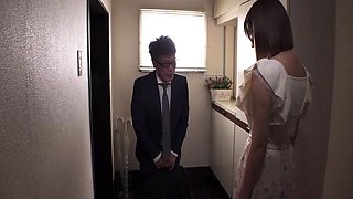 Asian bukkake fetish slut toyed and facialized